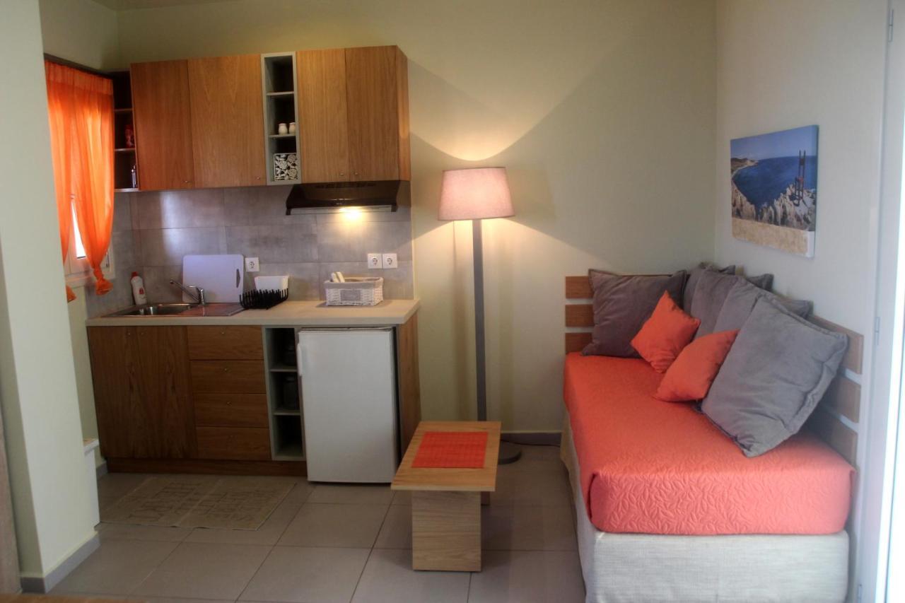 Effi Apartments Platanés 部屋 写真